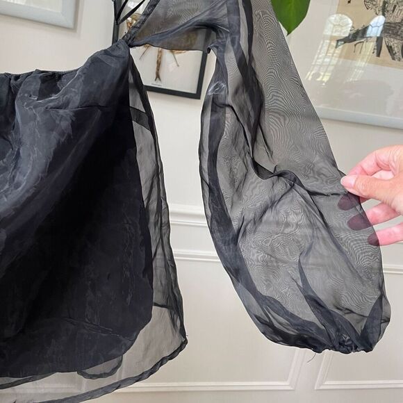 Etophe Studios Off Shoulder Chiffon Swing Crop Top Black S - Picture 2 of 8